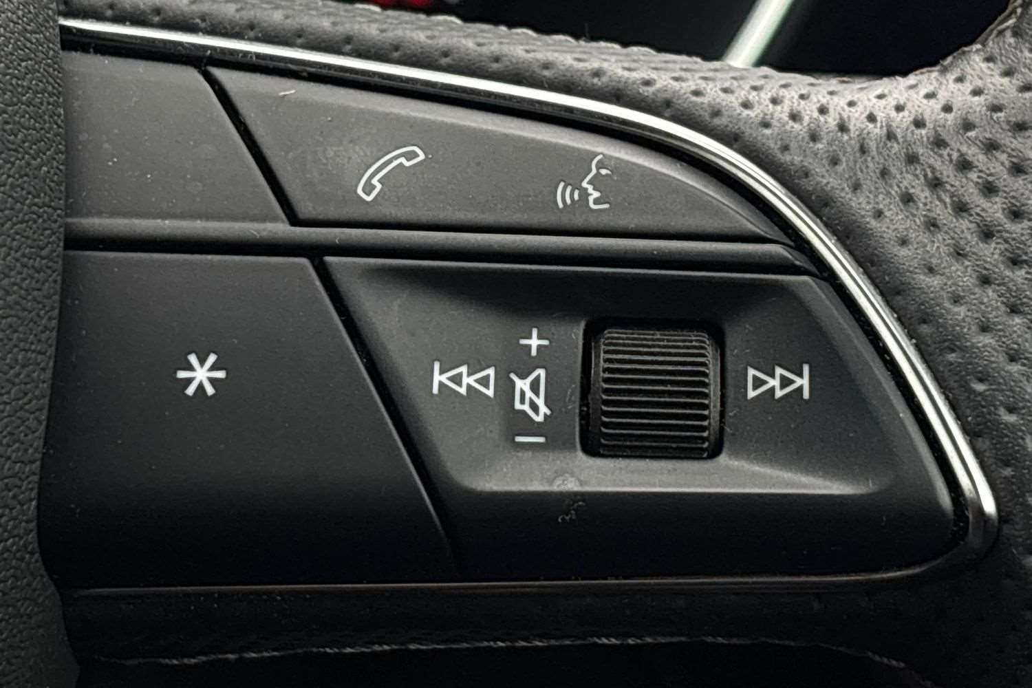 Used Audi Q3 for sale - 78104606: Photo 17