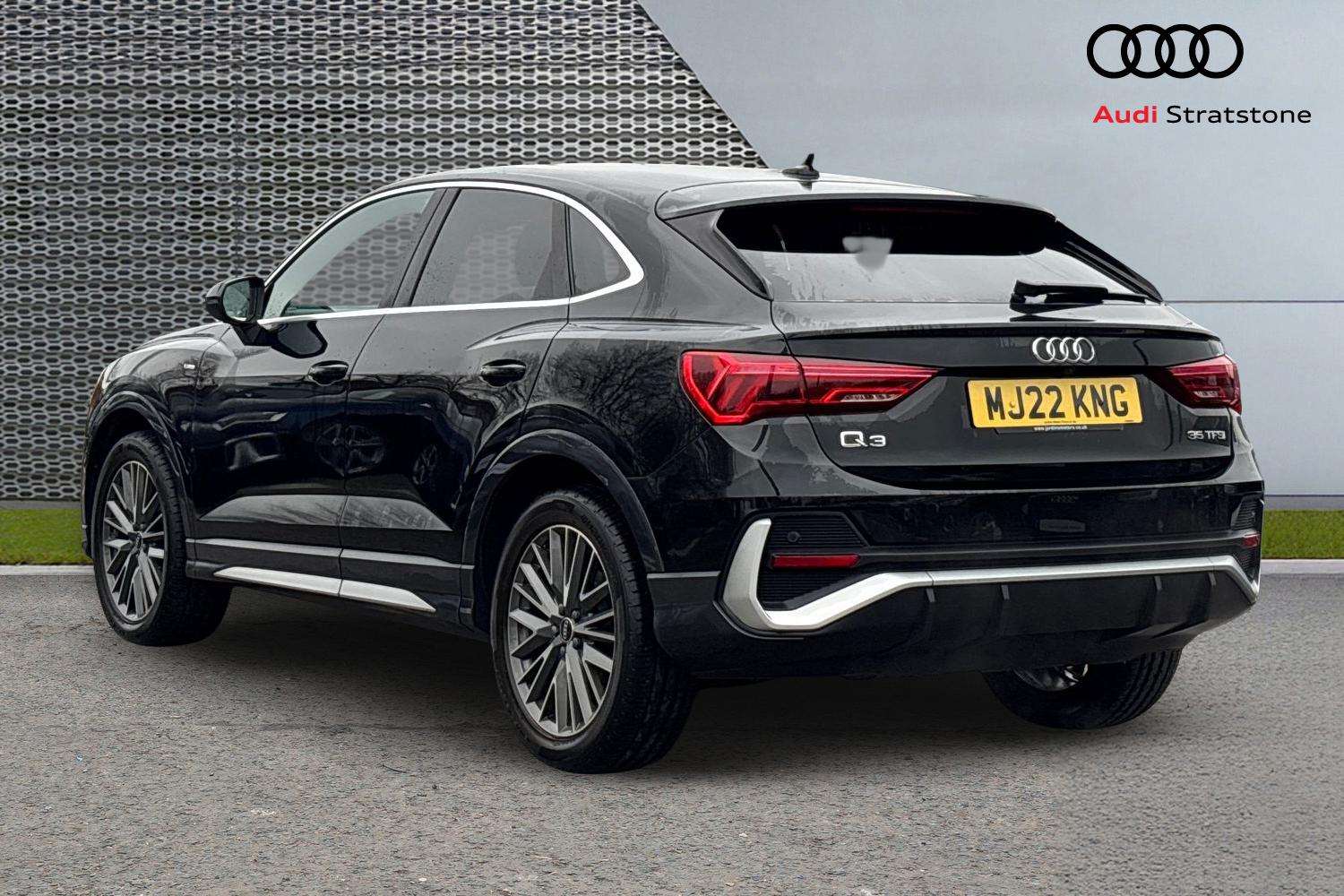 Used Audi Q3 for sale - 78104606: Photo 3