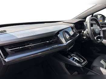 Used Audi Q4 e-tron 2024 for sale - 79593105: Photo