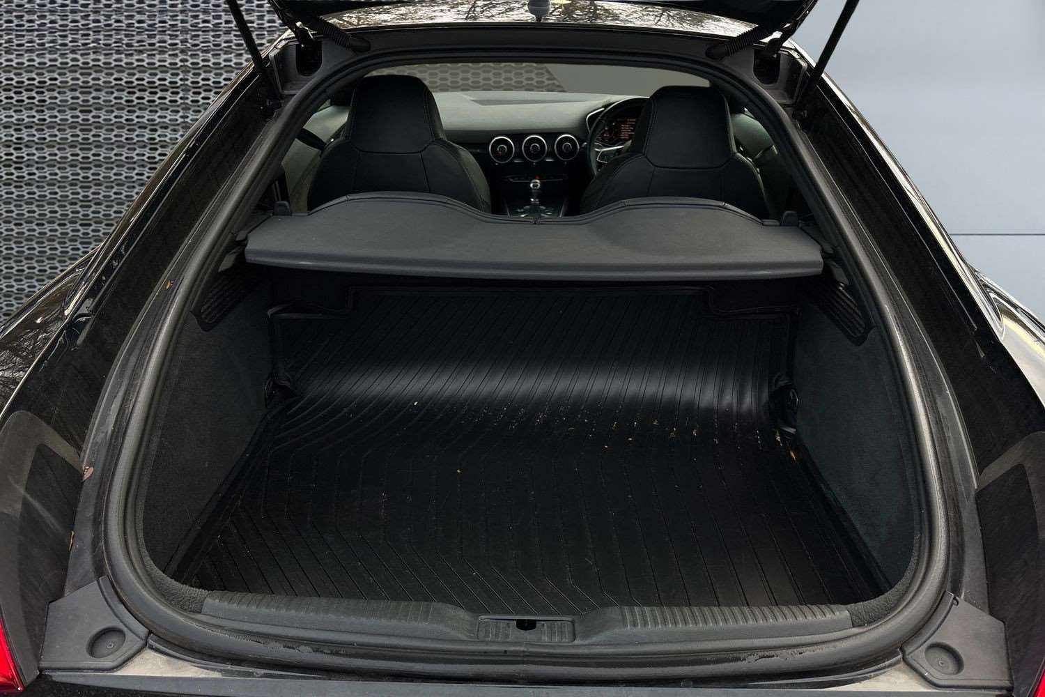 Used Audi TT 2018 for sale - 76390686: Photo 13