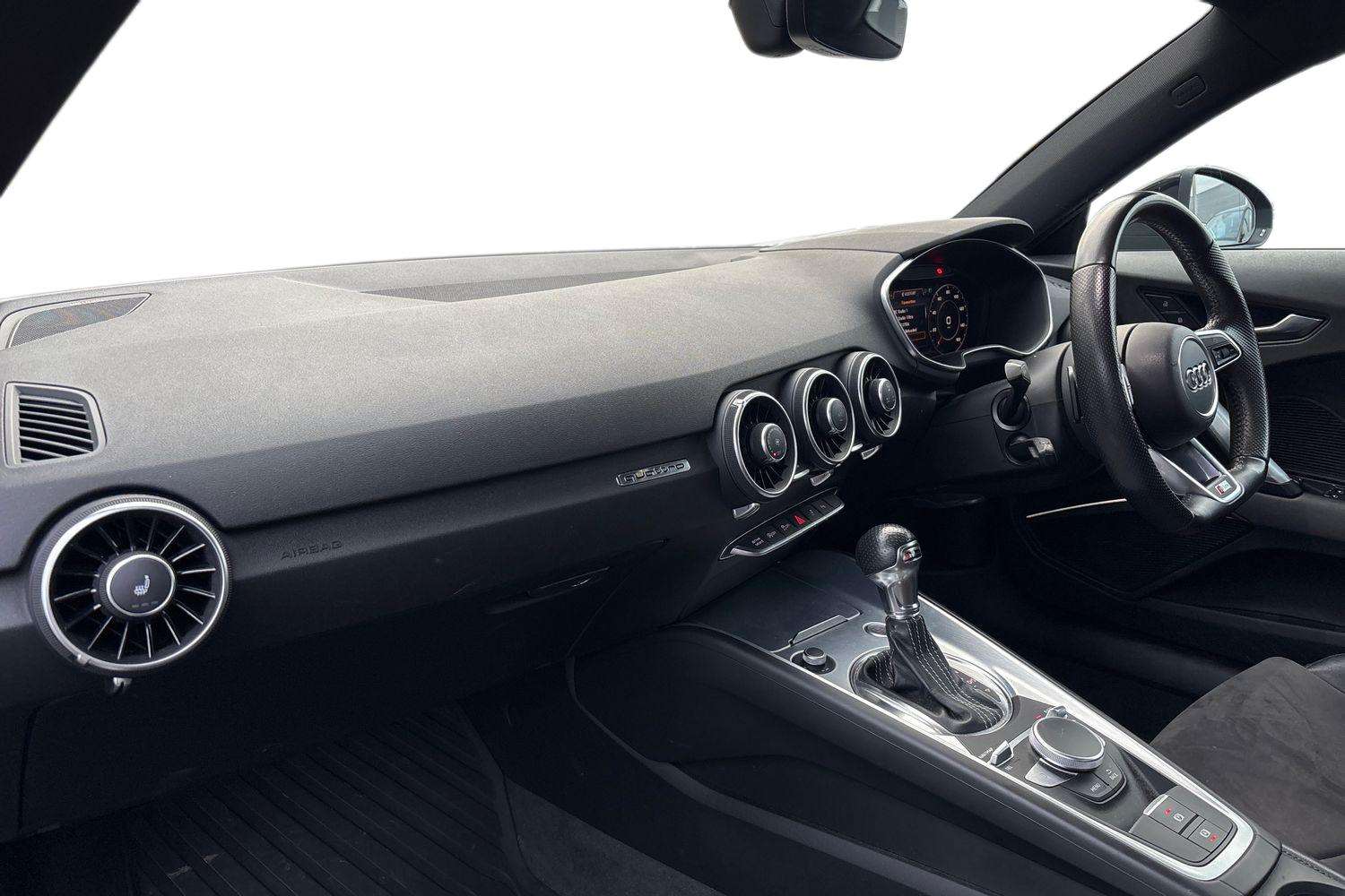 Used Audi TT 2018 for sale - 76390686: Photo 2