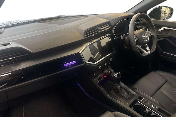 Used Audi Q3 2025 for sale - 76262381: Photo 2