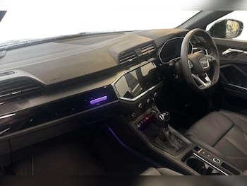 Used Audi Q3 2025 for sale - 76262381: Photo