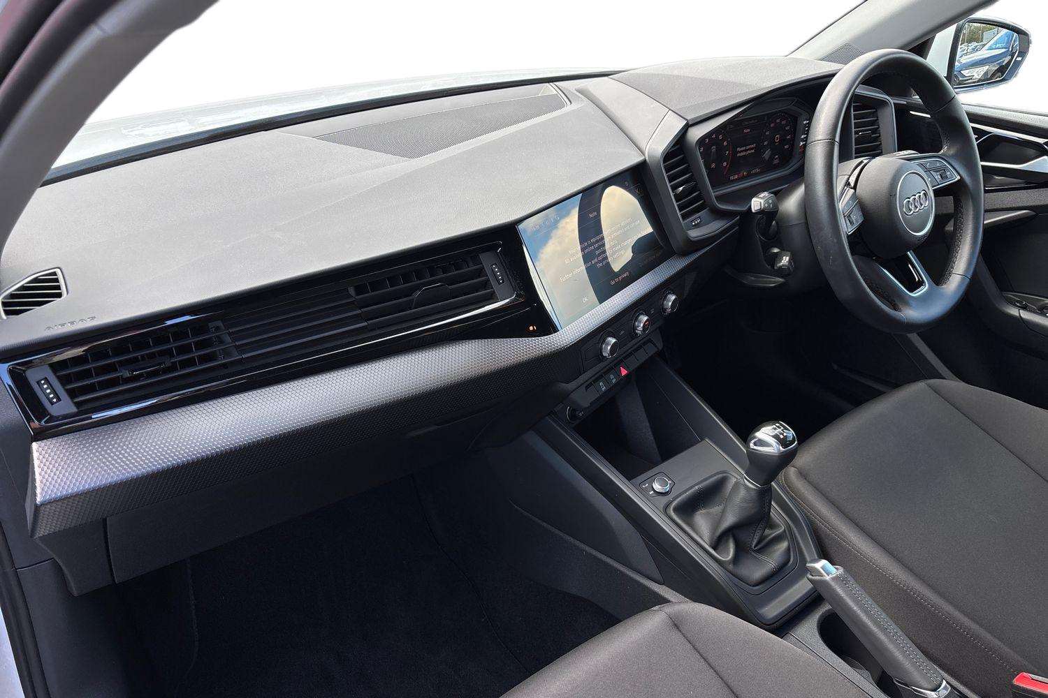 Used Audi A1 2022 for sale - 76063231: Photo 2