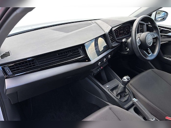 Used Audi A1 2022 for sale - 76063231: Photo 2