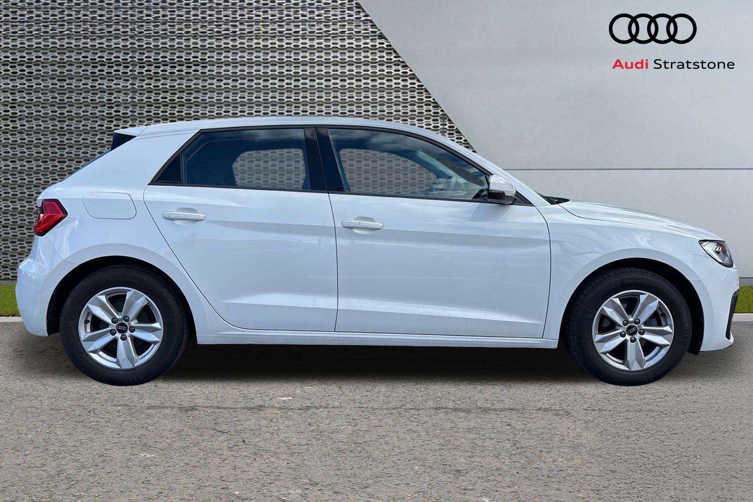 Used Audi A1 2022 for sale - 76063231: Photo 4