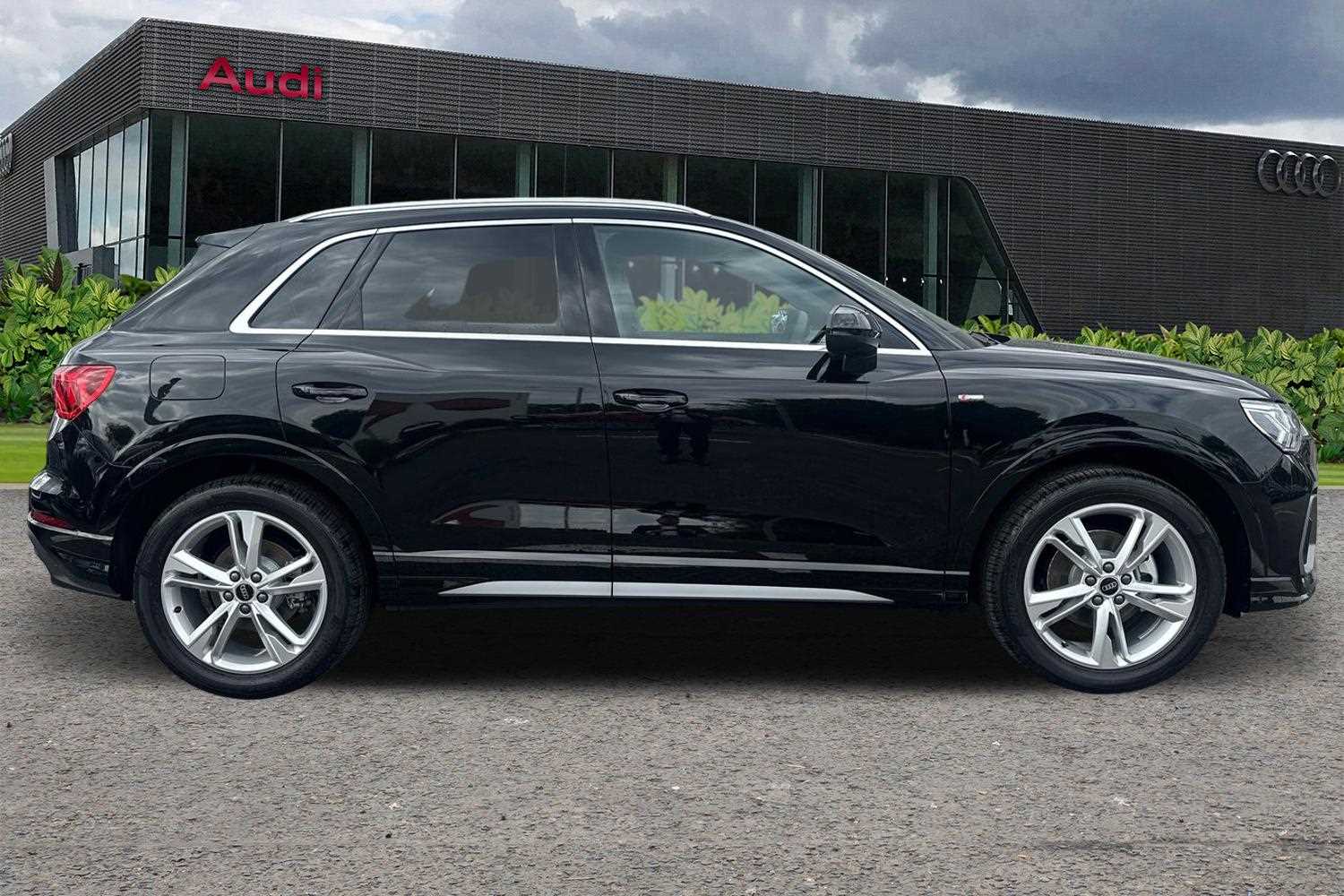 Used Audi Q3 2025 for sale - 76113426: Photo 4