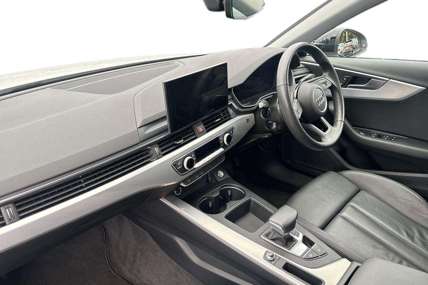 Used Audi A4 2023 for sale - 76230407: Photo 2