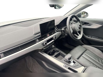 Used Audi A4 2023 for sale - 76230407: Photo 2