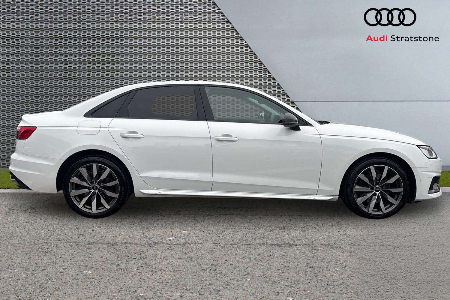 Used Audi A4 2023 for sale - 76230407: Photo 4
