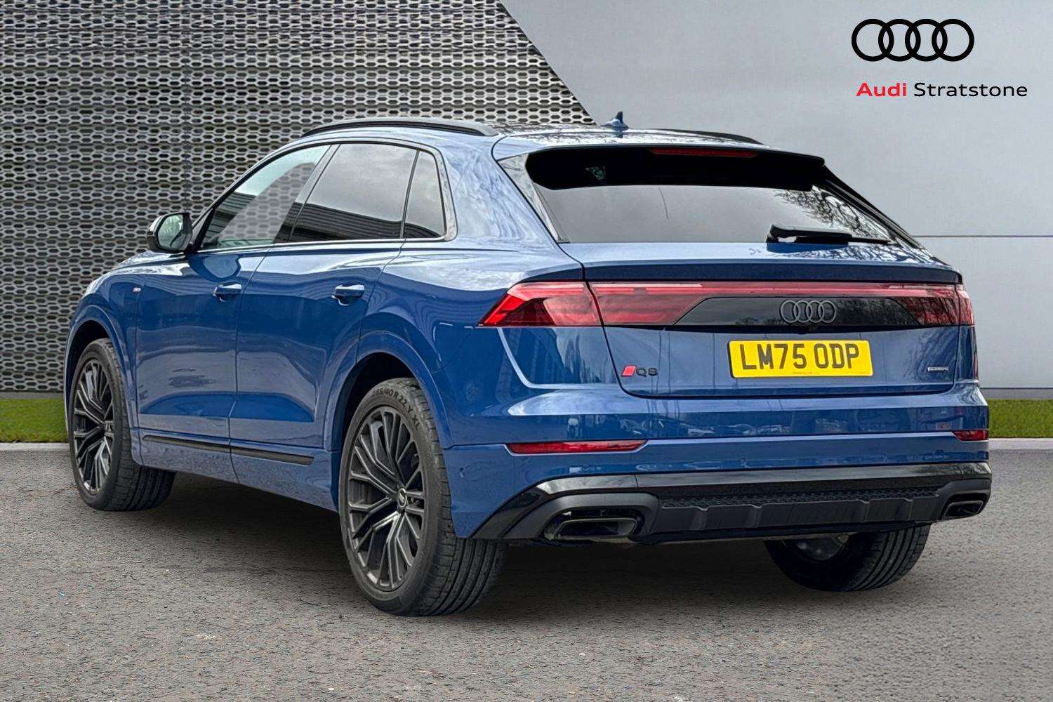 Used Audi Q8 2025 for sale - 78060146: Photo 3