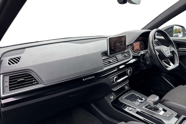 Used Audi Q5 2020 for sale - 76298495: Photo 2
