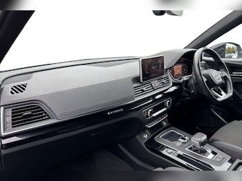 Used Audi Q5 2020 for sale - 76298495: Photo