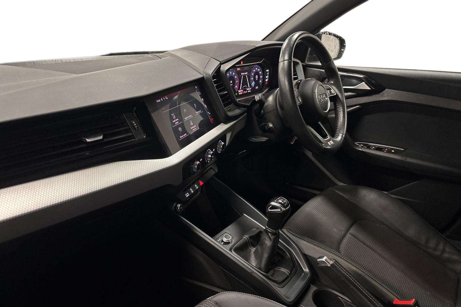 Used Audi A1 2020 for sale - 77134768: Photo 2