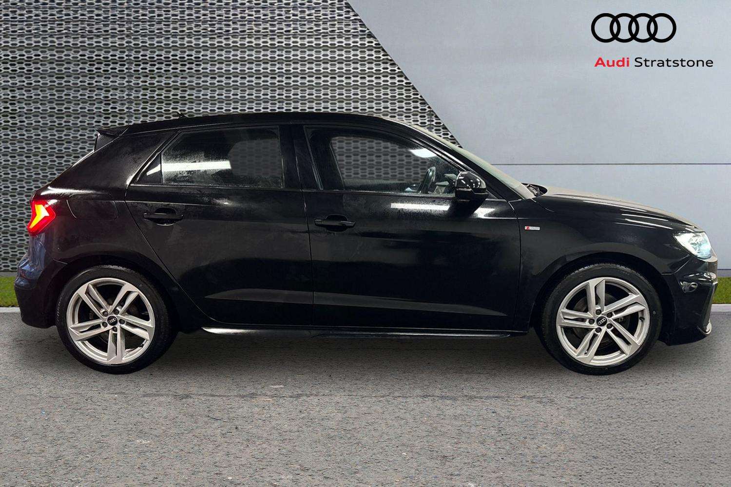 Used Audi A1 2020 for sale - 77134768: Photo 4