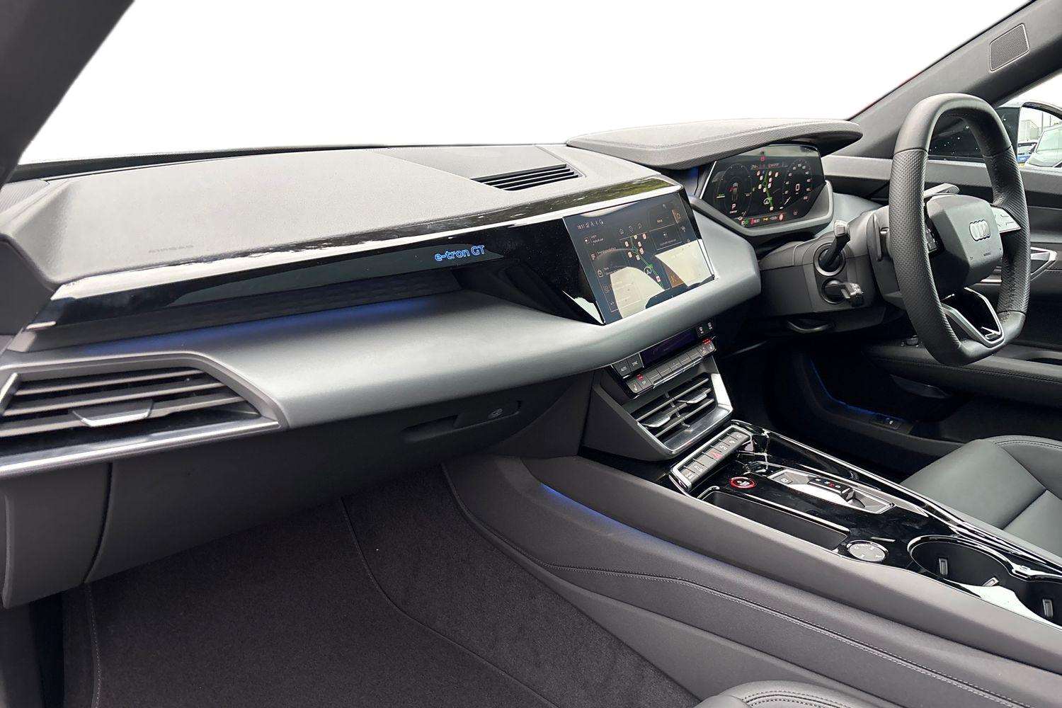 Used Audi e-tron GT 2025 for sale - 76718290: Photo 2