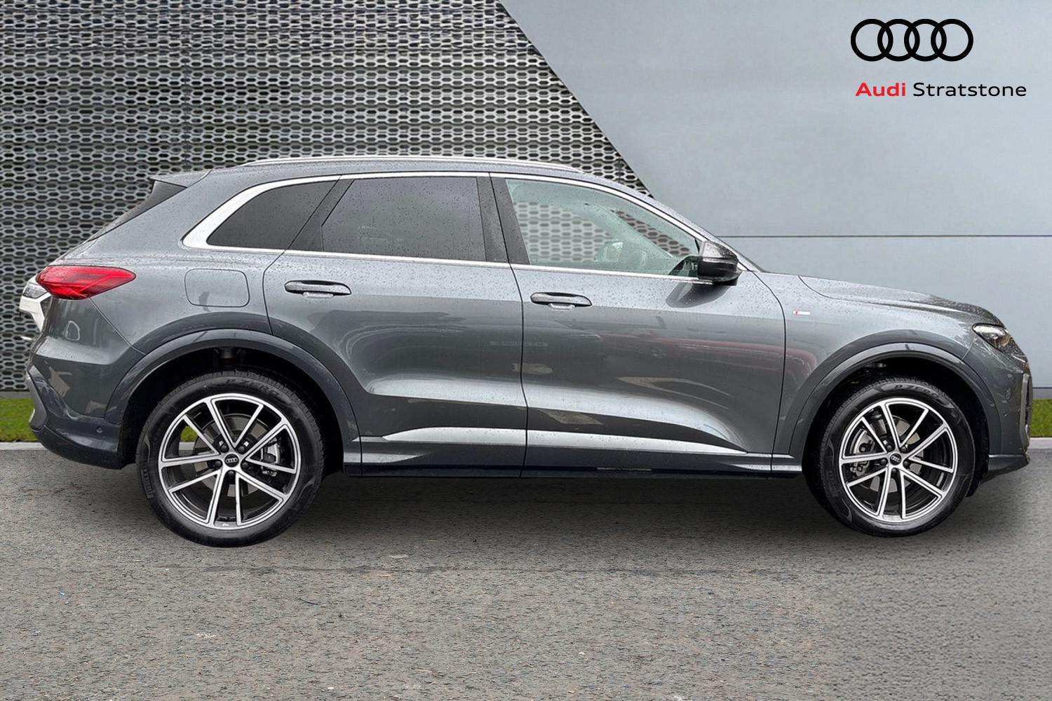 Used Audi Q5 2025 for sale - 76774086: Photo 4