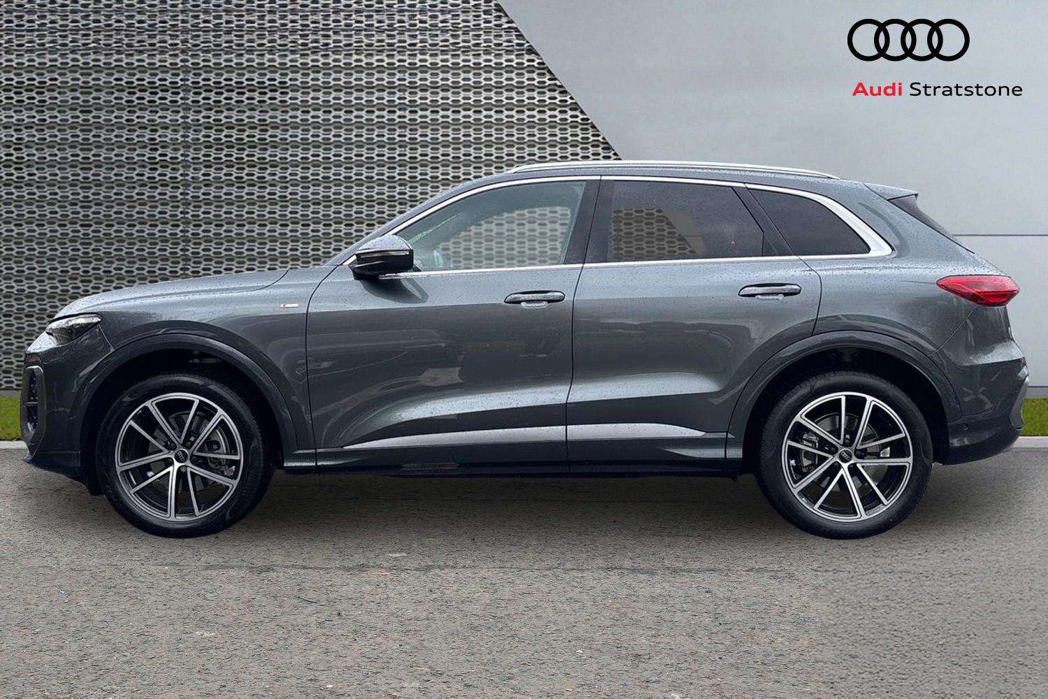 Used Audi Q5 2025 for sale - 76774086: Photo 8