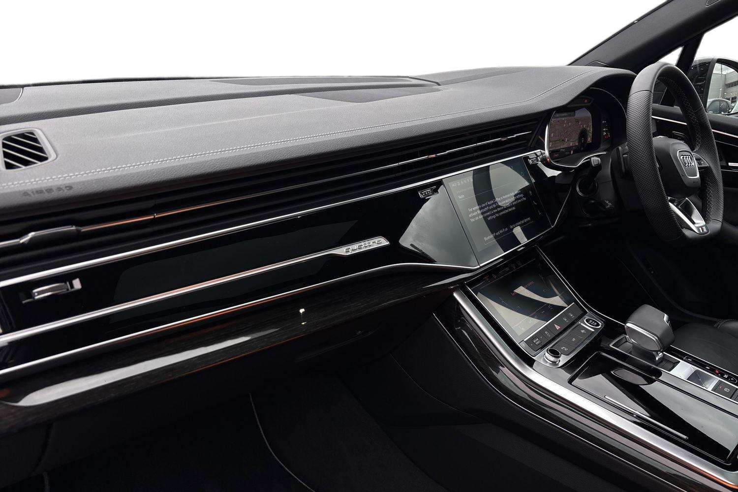 Used Audi Q7 2024 for sale - 78104924: Photo 2