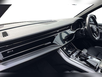 Used Audi Q8 2023 for sale - 78743959: Photo
