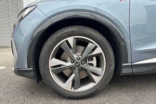 Used Audi Q4 e-tron 2025 for sale - 75434983: Photo 5