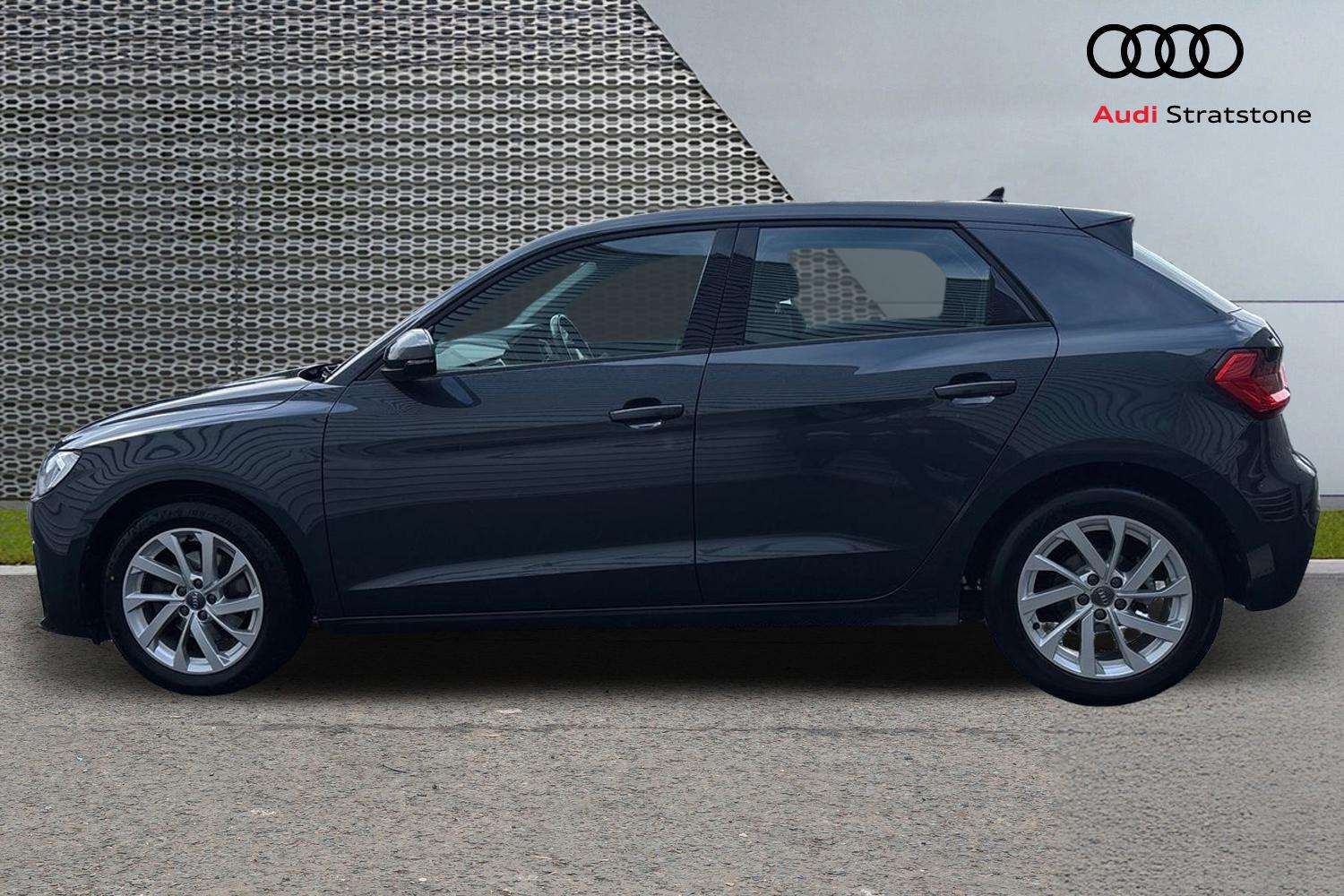 Used Audi A1 2018 for sale - 76176907: Photo 8