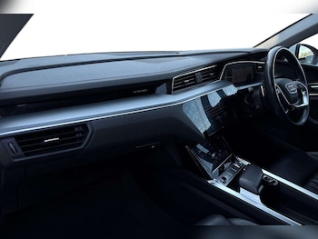Used Audi e-tron 2020 for sale - 79499613: Photo