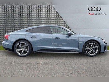 Used Audi e-tron GT 2023 for sale - 79593161: Photo