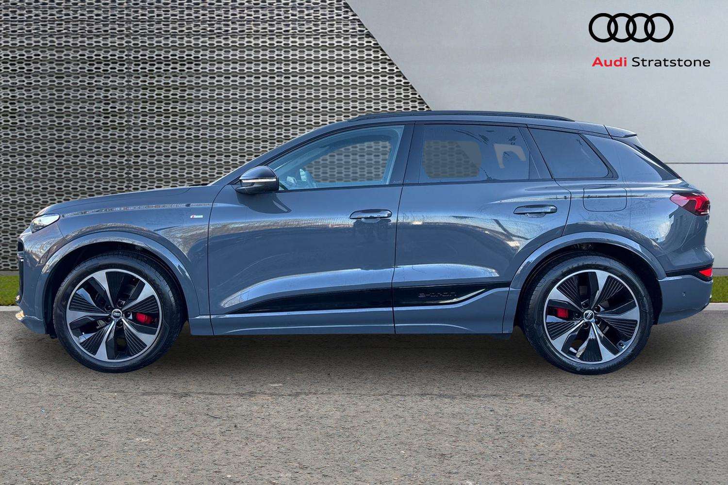 Used Audi Q6 e-tron 2025 for sale - 78077109: Photo 8