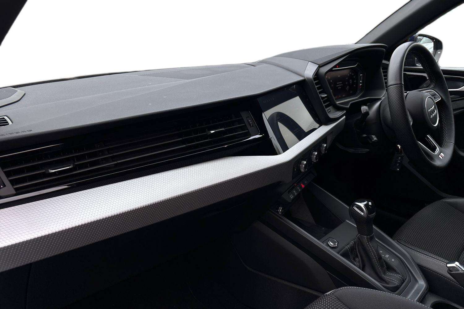 Used Audi A1 2024 for sale - 77810819: Photo 2