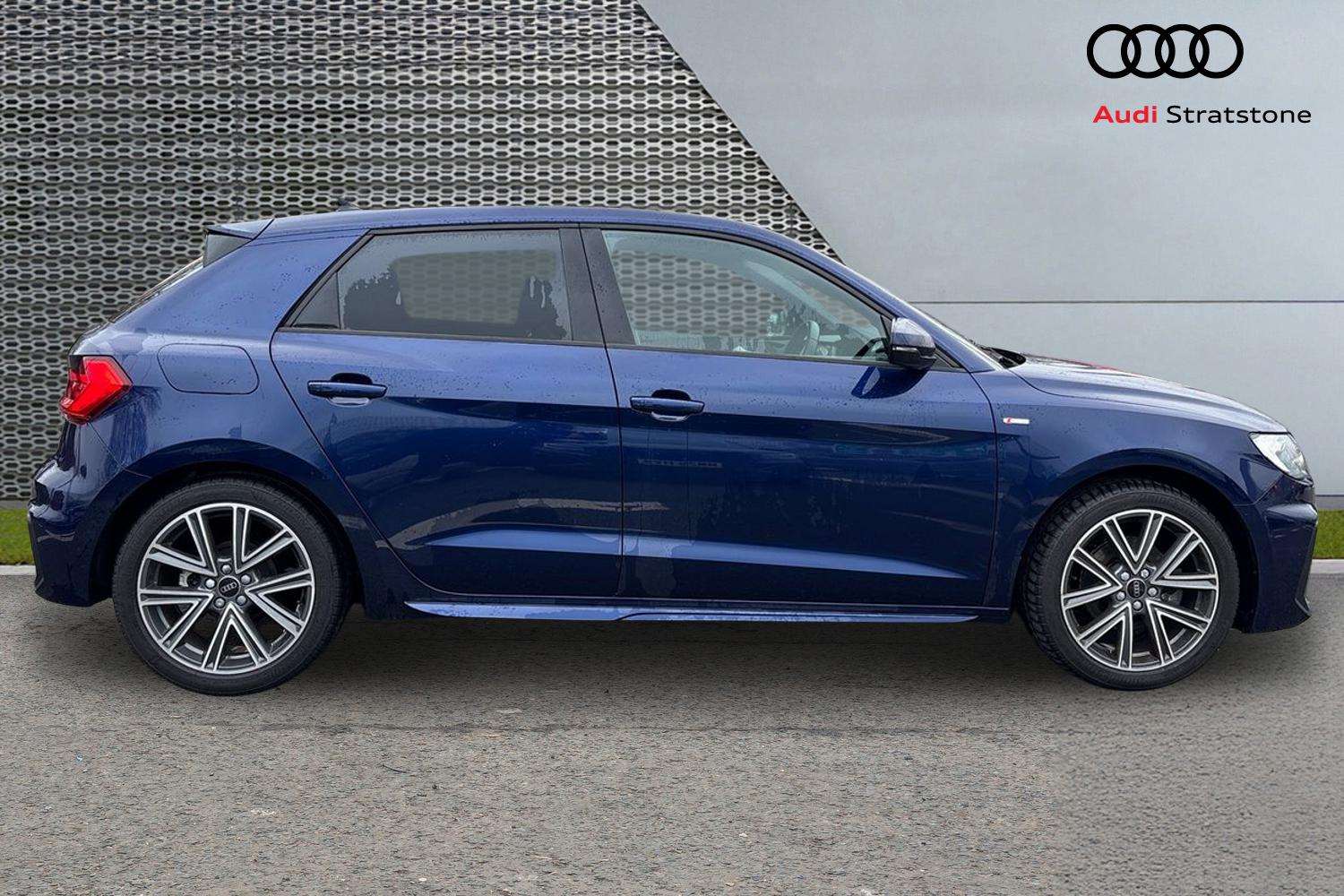 Used Audi A1 2024 for sale - 77810819: Photo 4
