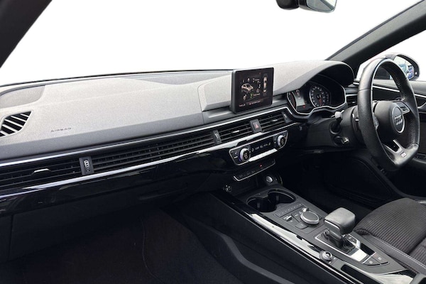 Used Audi A4 2019 for sale - 76156269: Photo 2
