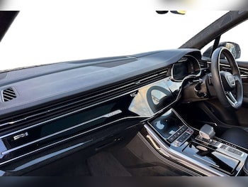 Used Audi Q7 2022 for sale - 76902366: Photo