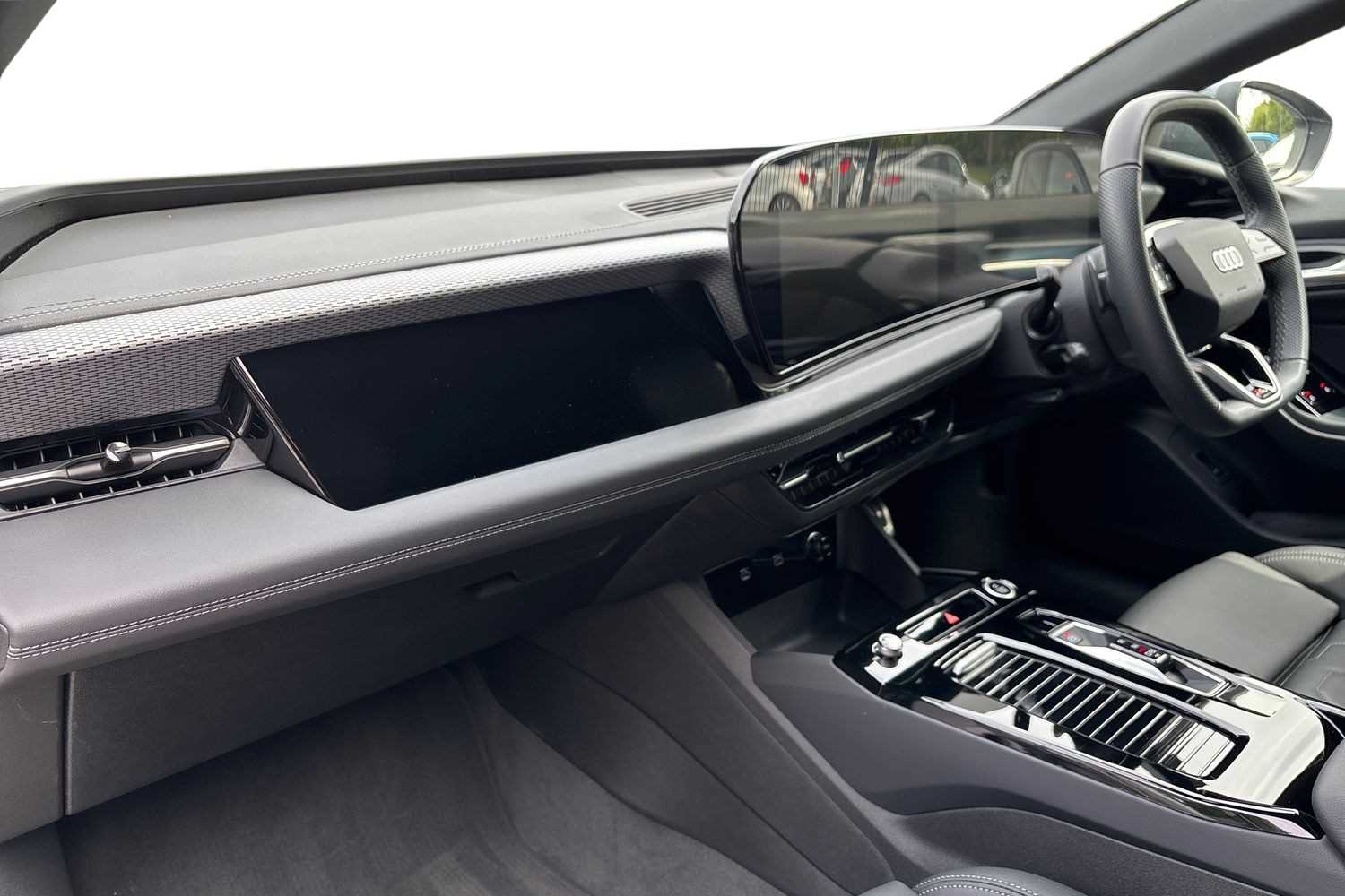 Used Audi A6 2025 for sale - 77601355: Photo 2