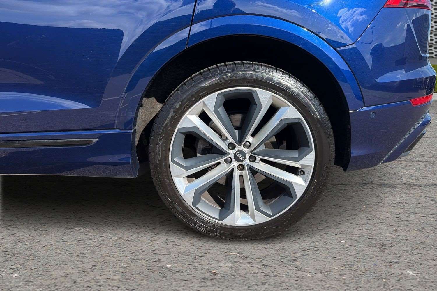 Used Audi Q8 2022 for sale - 77961085: Photo 10