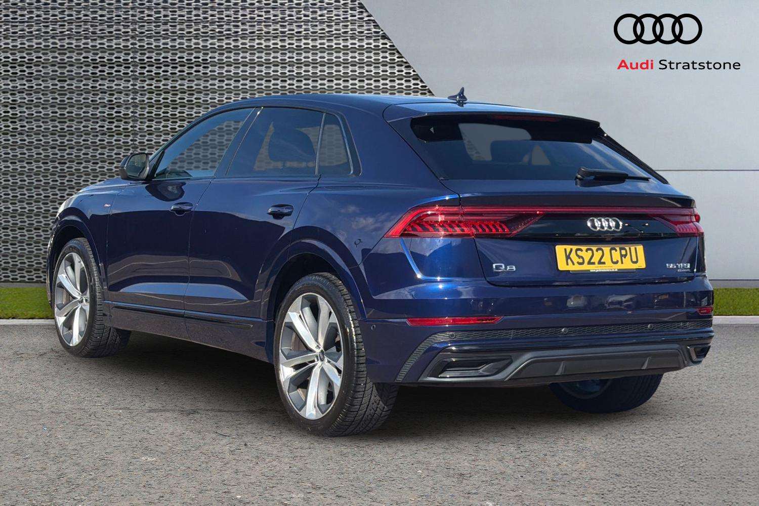 Used Audi Q8 2022 for sale - 77961085: Photo 3