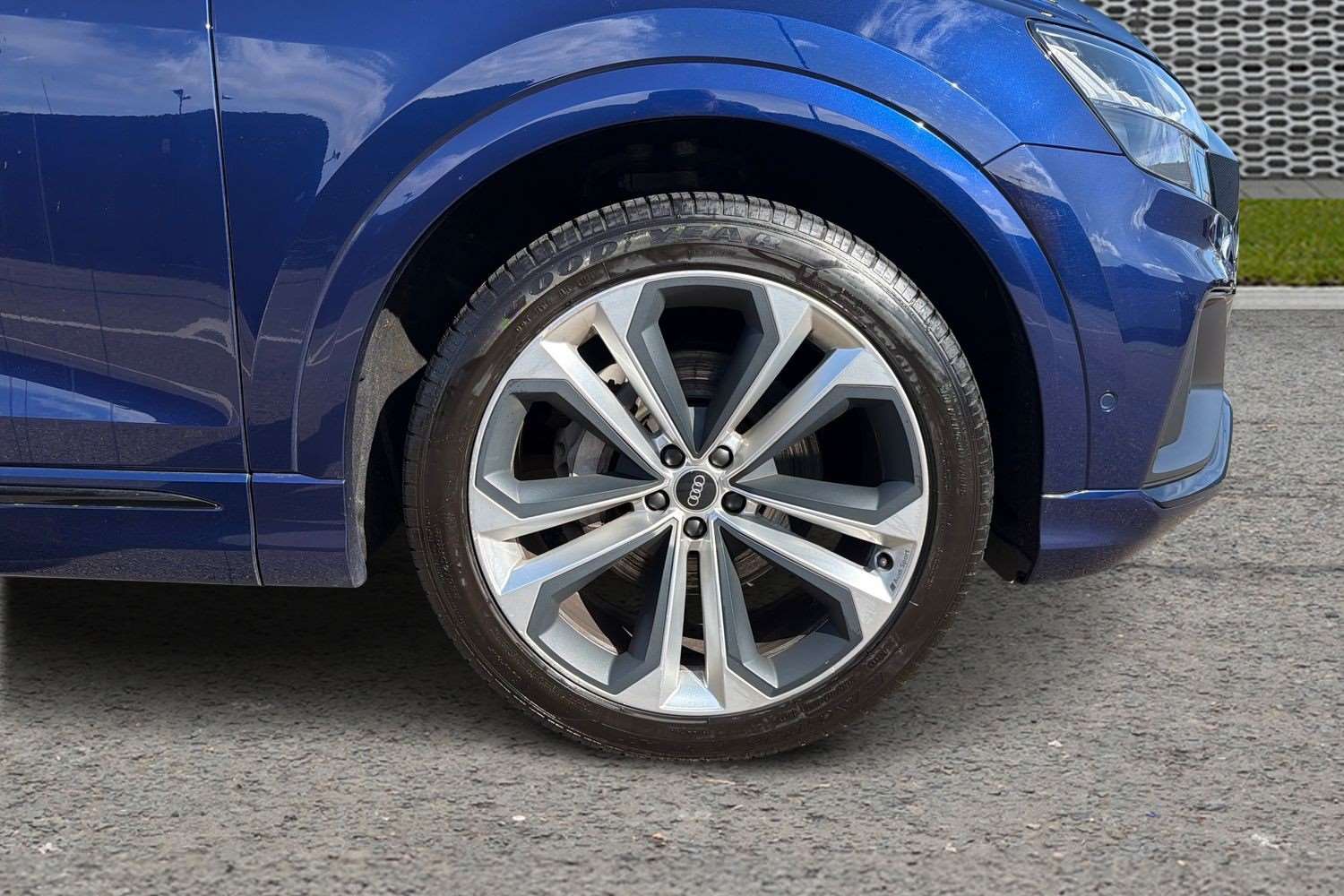 Used Audi Q8 2022 for sale - 77961085: Photo 5