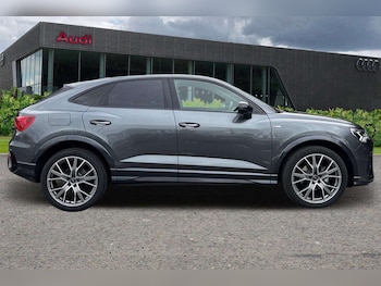 Used Audi Q3 2024 for sale - 75818859: Photo