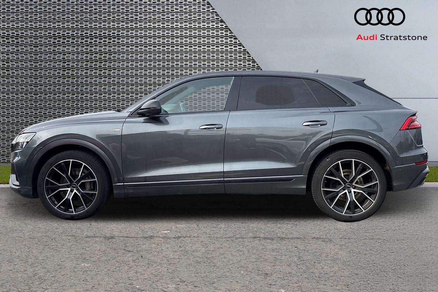 Used Audi Q8 2023 for sale - 76113439: Photo 8