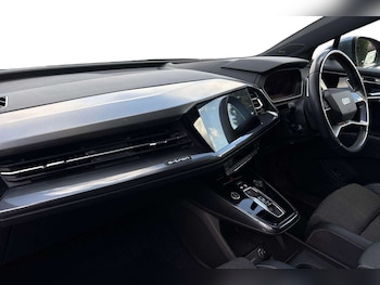 Used Audi Q4 e-tron 2022 for sale - 79377031: Photo