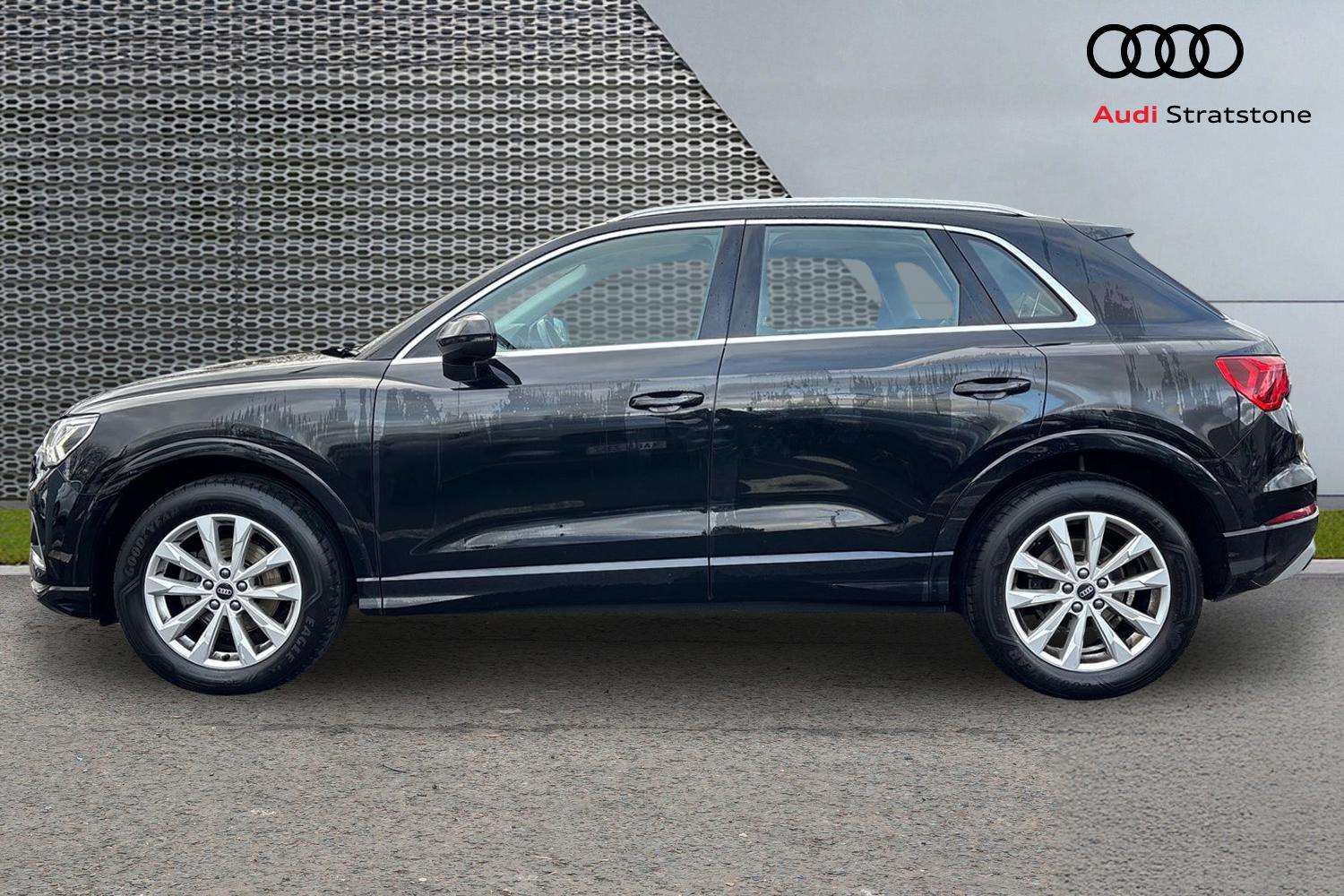 Used Audi Q3 2023 for sale - 77397838: Photo 8