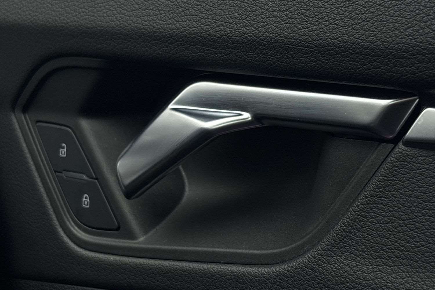 Used Audi Q3 for sale - 76929002: Photo 23