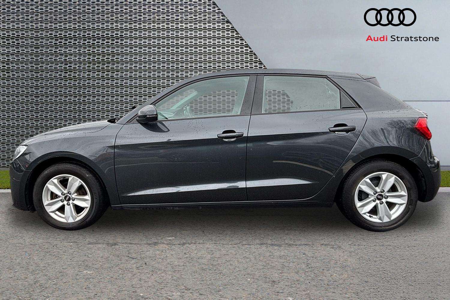 Used Audi A1 2022 for sale - 77361536: Photo 8