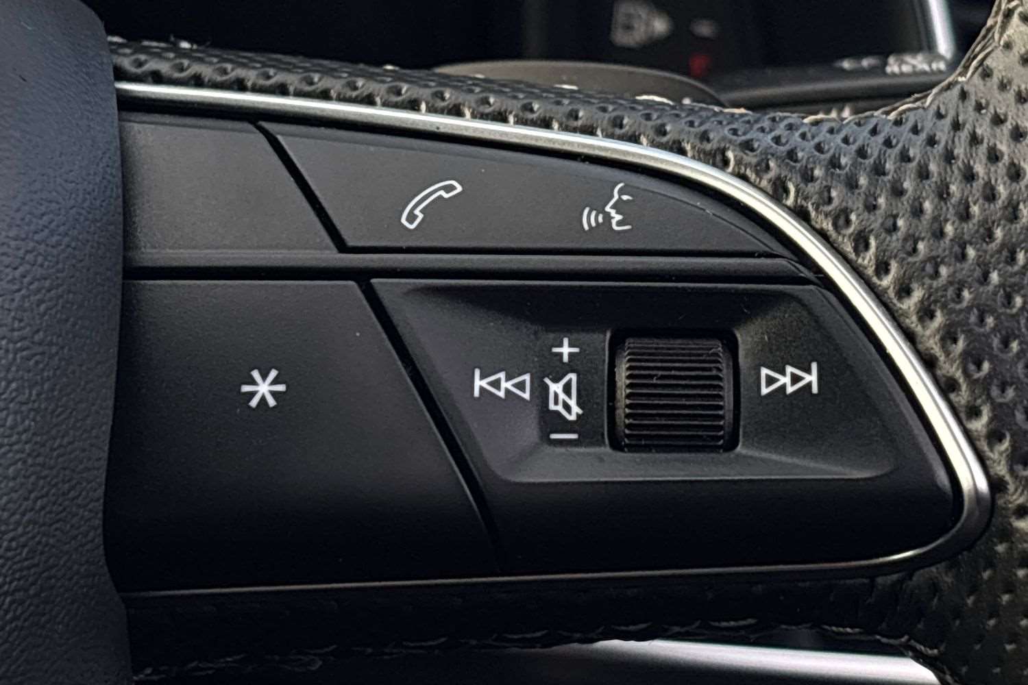 Used Audi Q8 2024 for sale - 77397922: Photo 17