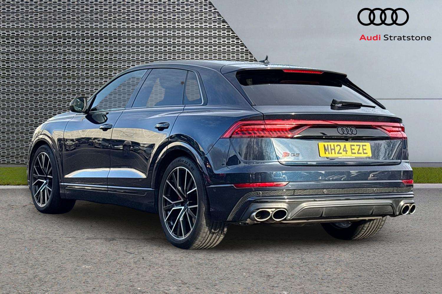 Used Audi Q8 2024 for sale - 77397922: Photo 3
