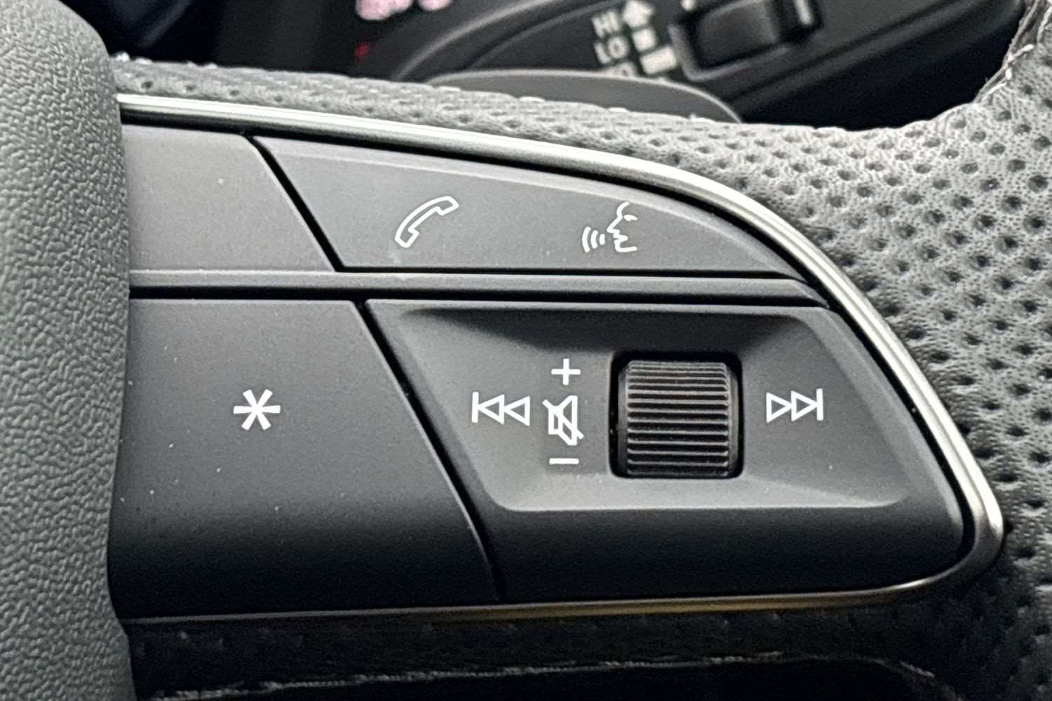 Used Audi Q3 2025 for sale - 76902434: Photo 17