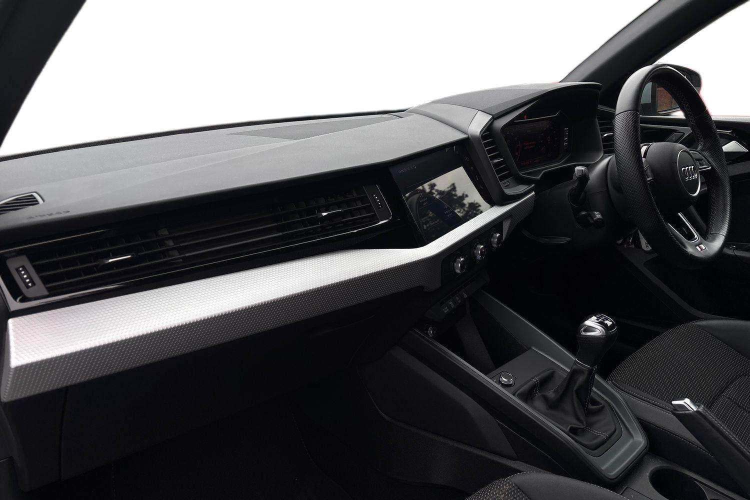 Used Audi A1 2023 for sale - 76016079: Photo 2