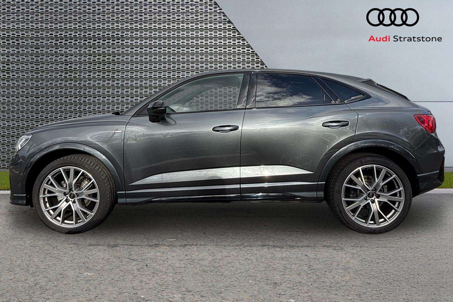 Used Audi Q3 2025 for sale - 77842446: Photo 8