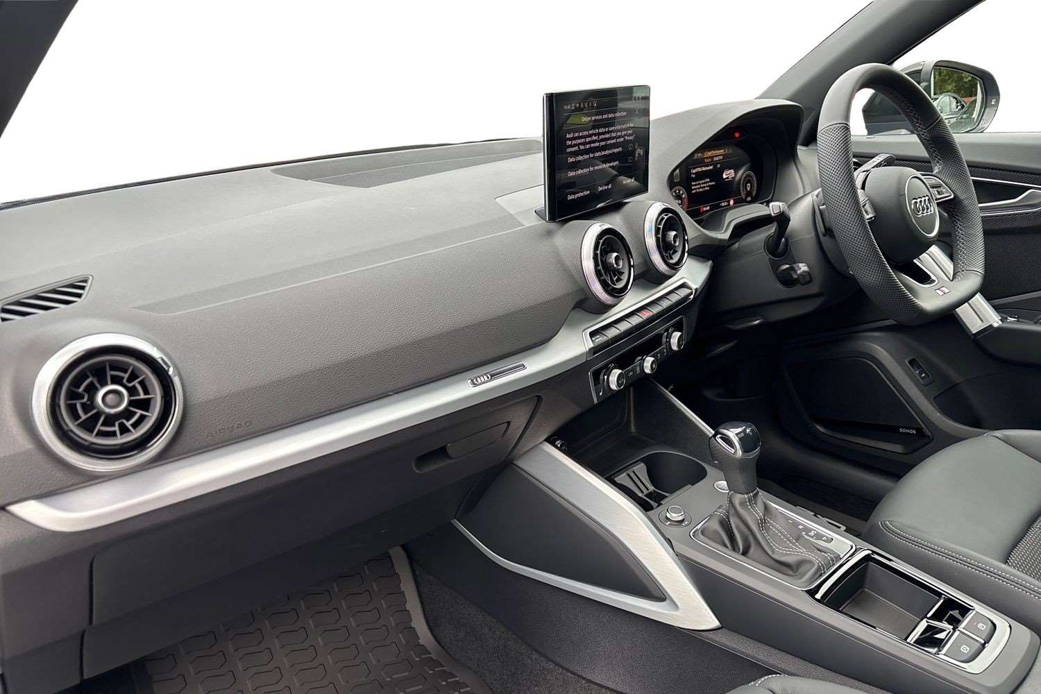 Used Audi Q2 2025 for sale - 77756653: Photo 2