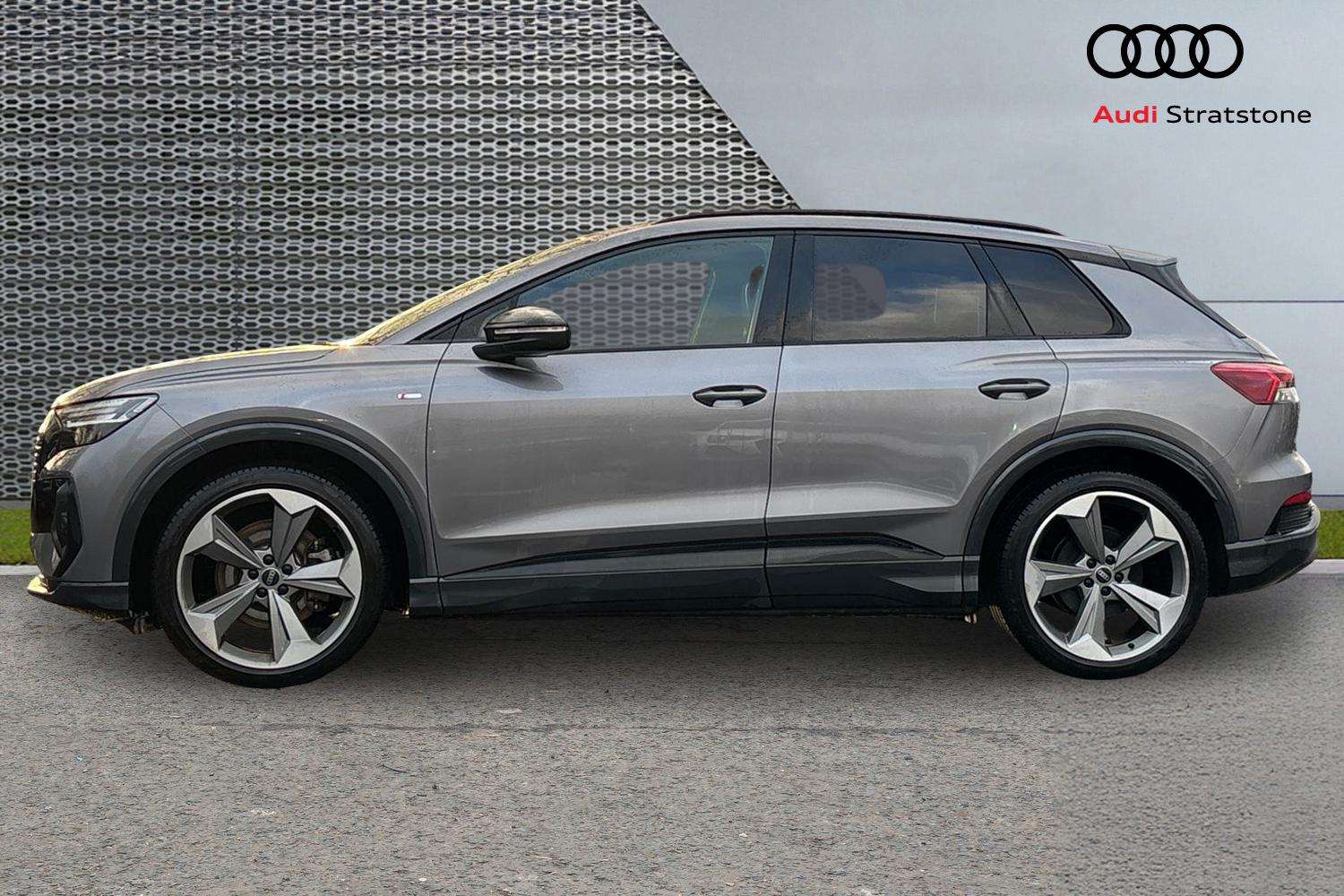 Used Audi Q4 e-tron 2025 for sale - 77601365: Photo 8